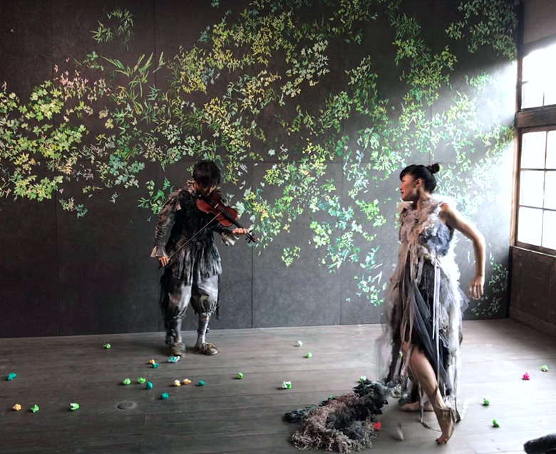 パフォーマンス画像1